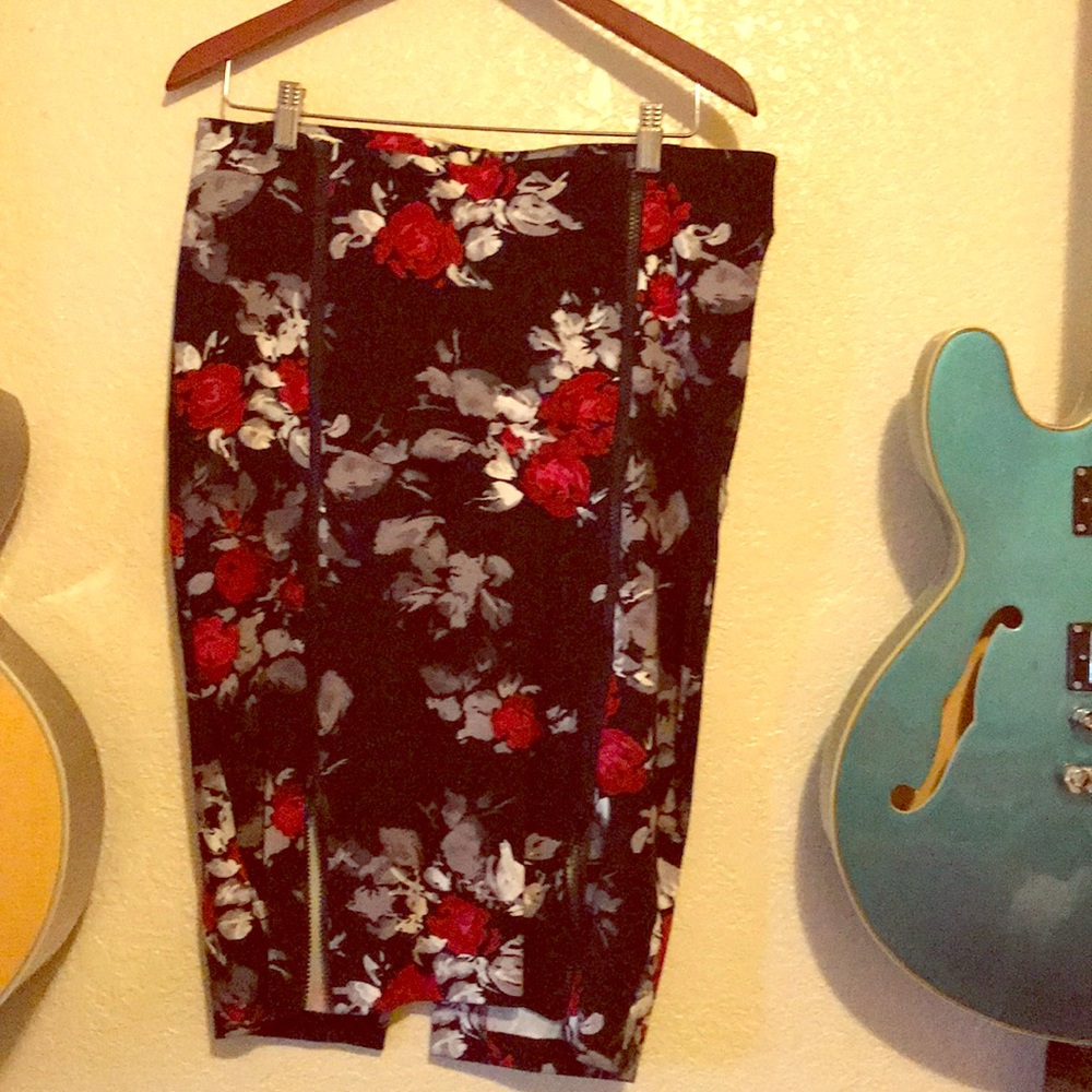 Double Front Zip Floral Pencil Skirt